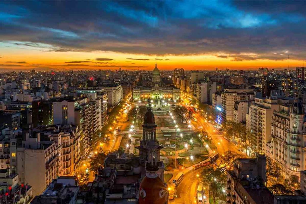 اشتغال به کار و استخدام در آرژانتین
