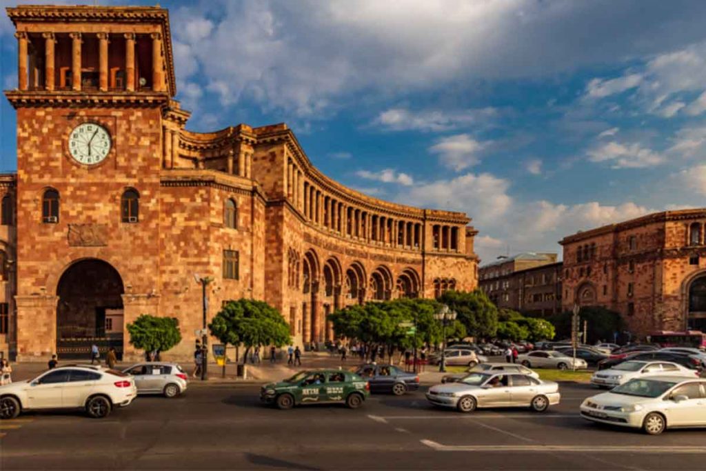 سرمایه گذاری در ارمنستان