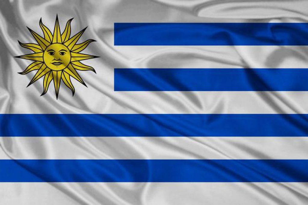 مهاجرت و اخذ اقامت اروگوئه
