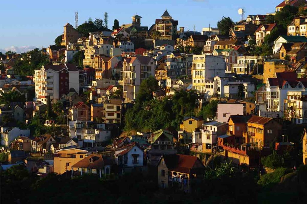 سرمایه گذاری در ماداگاسکار
